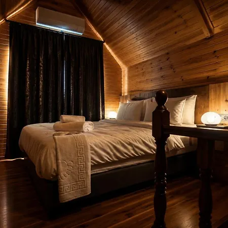 Hotel City Bungalow Hotel *